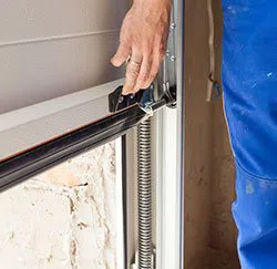 Exclusive Garage Door Service Salt Lake City, UT 801-701-1570 - springs-side
